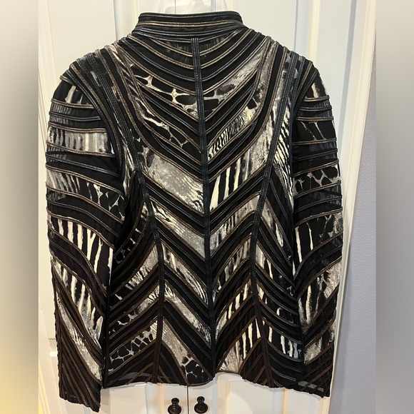 Obstinee by Ika Blazer - Picture 2 of 2